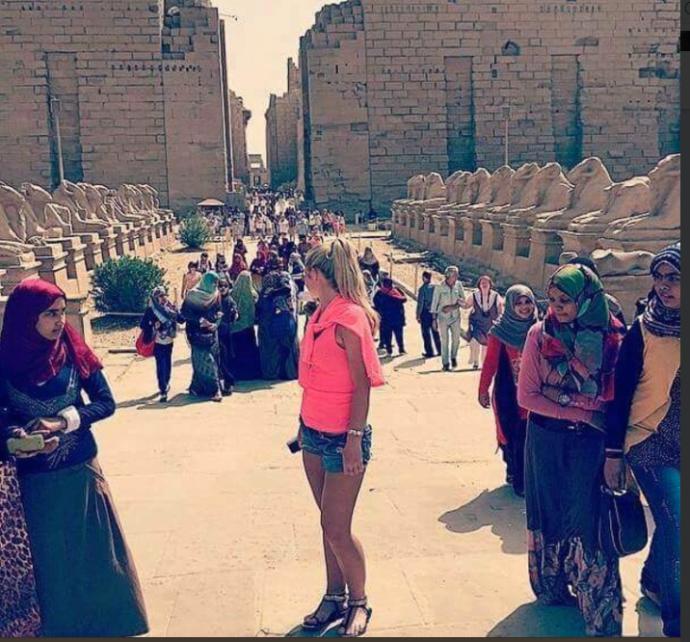 Clash of cultures. Hijab, Chador, Niqab, Burka, Sheila, Dupatta, what are your experiences?