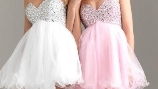 Does this prom dress look better in pink or white?
