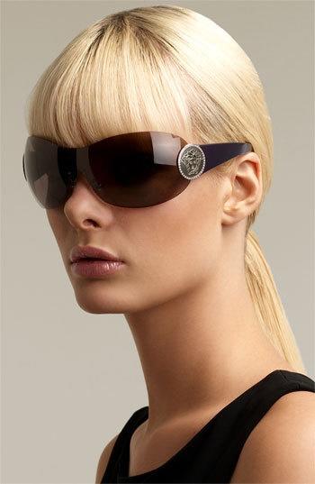Girls, what is your favorite sunglasses style?