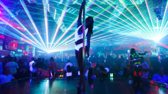Boyfriend wants to go to strip club, what do I do?