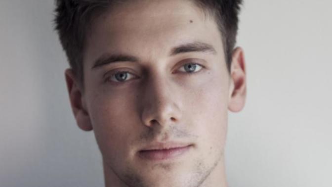 Girls, out of 10 rate this actors looks?