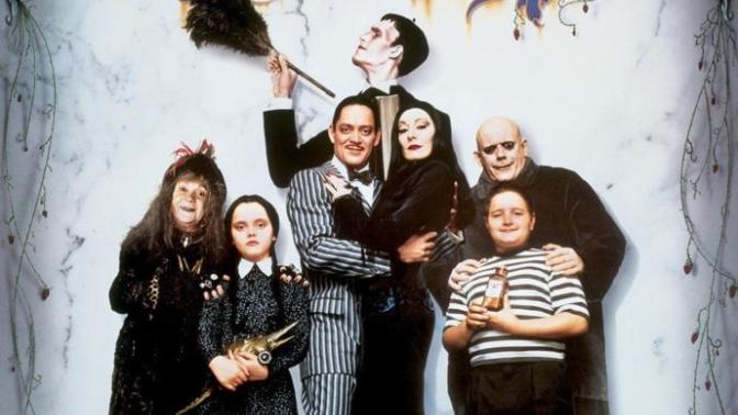 Were you raised in a close-knit family or dysfunctional family?