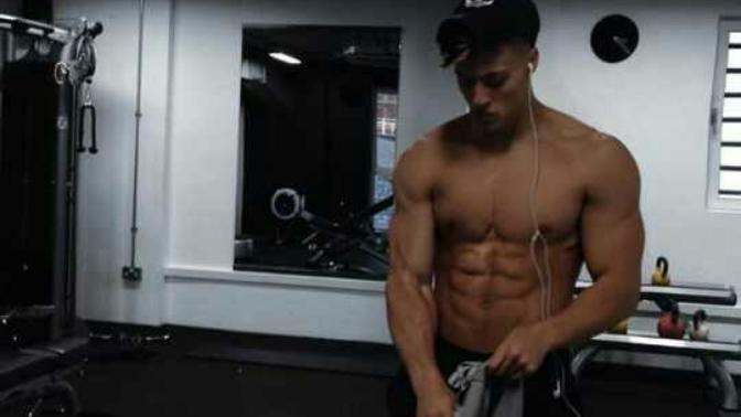 Would a guy with body like this ever date a girl who is flat?