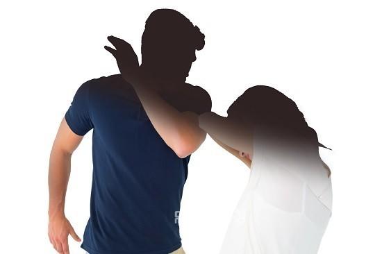 Would you more upset/angered to see a woman hitting a man, or a man hitting a woman? 