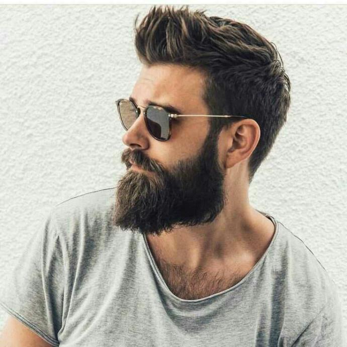 Stuble or Full beard?