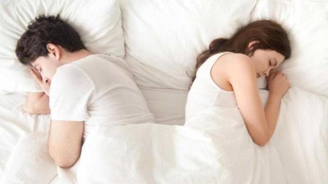 When do couples stop having sex after marraige?