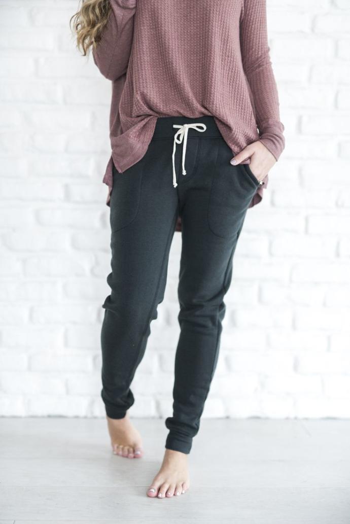 Do you choose clothes which are comfy/ fashionable/ on sale/ making a statement about you?