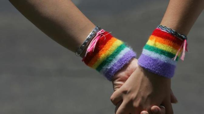How do I tell my family I'm gay?