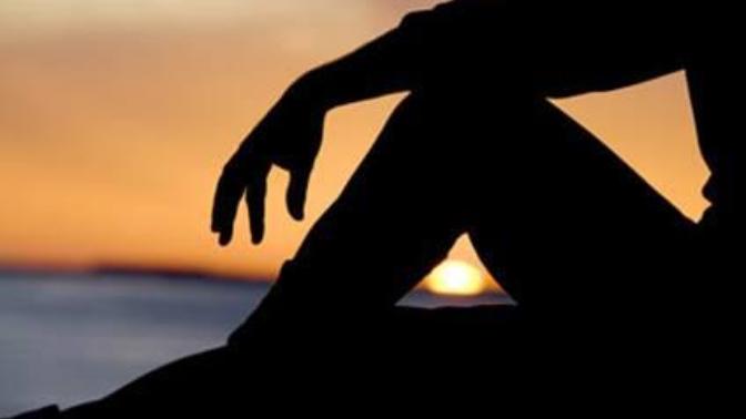 GIRLS! What do you think of a virgin man in his late 20s (and early 30s), who never had a girlfriend and never kissed a woman in his life?