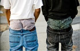 Saggin Pants?  GIRLS, do anyone of you actually like this "style"? 