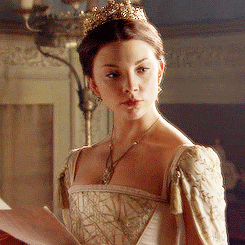 Do you think Natalie Dormer is hot?