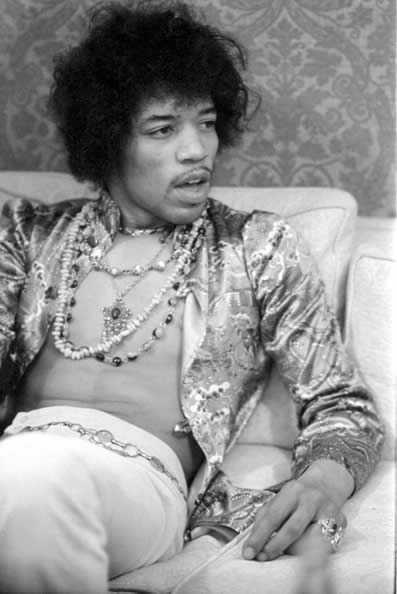 What do you think of guys wearing jewelry ??