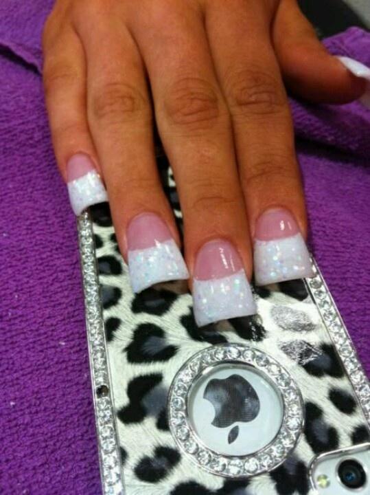 What do we think about fake/acrylic nails on girls?