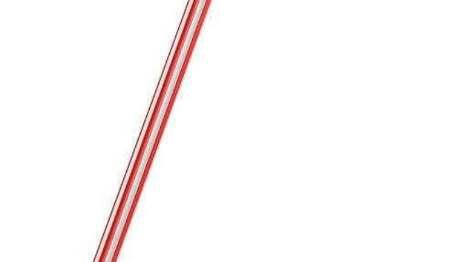 Does a straw have one or two holes?