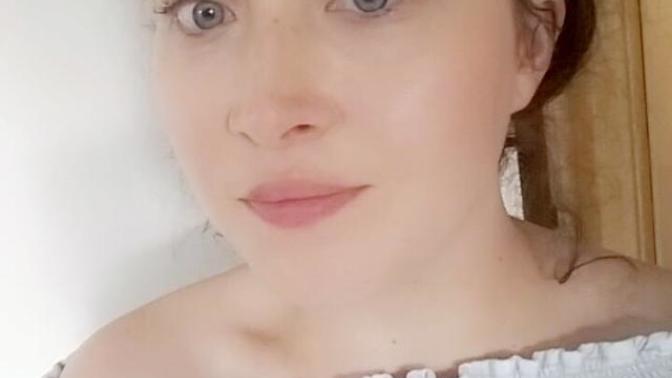 Hair dilemma, I want a change but I’m uncertain if it will suit me. Help?