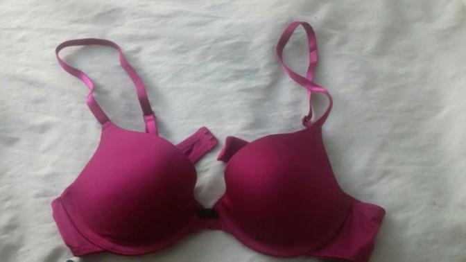 Ladies, can we talk "bras"?