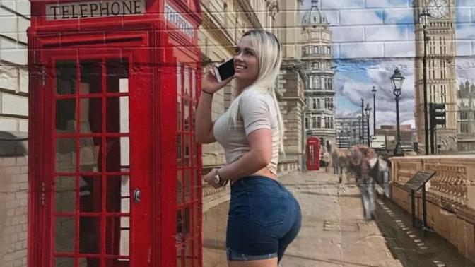Which girls do you find more sexy/attractive in facial features and body shape, Polish women or Latina women?