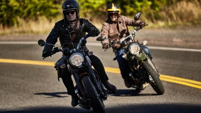 Do women find motorcyclists hot?