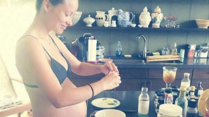 Do you feel vulnerable or comfortable wen taking your clothes off/ roaming around naked?