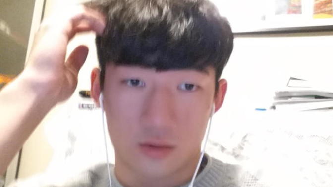 Rate my looks from 1~10. Honest girls only!! preferably teenage girls. thanks?