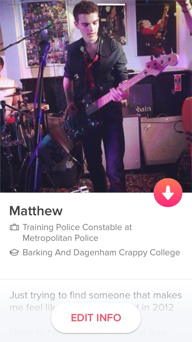 I get no matches on tinder, basicaly girls is my profile s***?