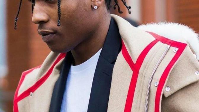 What type of hairstyles do girls like on guys?
