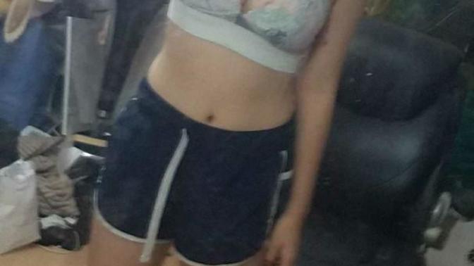 Am I fat? Honest opinions please :)?