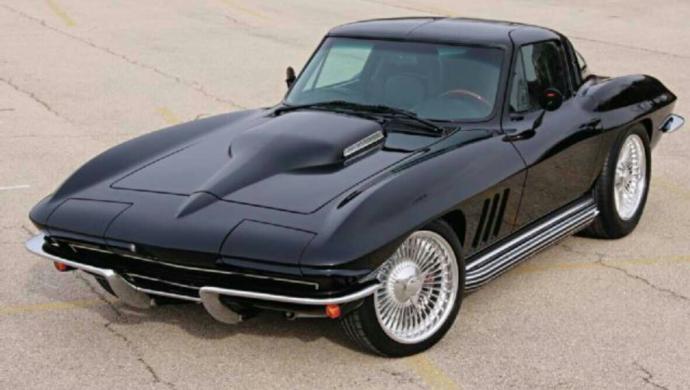 What type of vehicle are girls most attracted to??