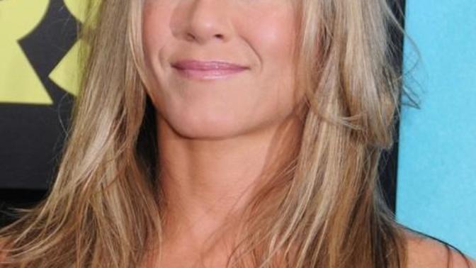 Guys, do you like Jennifer Aniston's hairstyle?