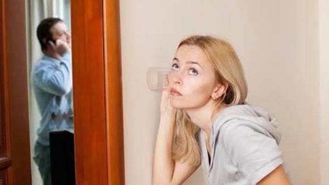 Is it ever OK to snoop on your partner?
