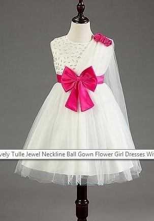 How is this wedding attire+wedding rings??