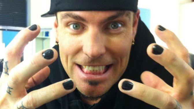 What do you think of straight guys wearing nail polish?