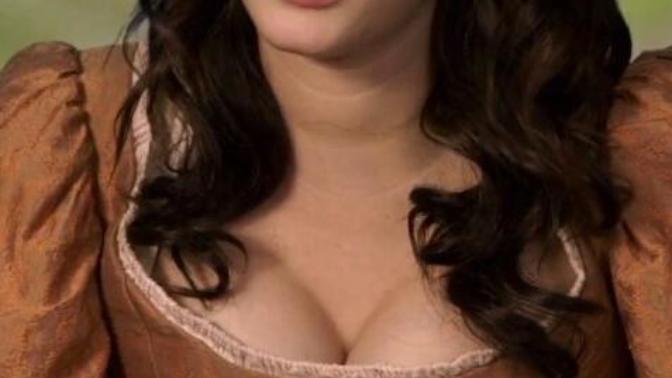 What's the size of these boobs?
