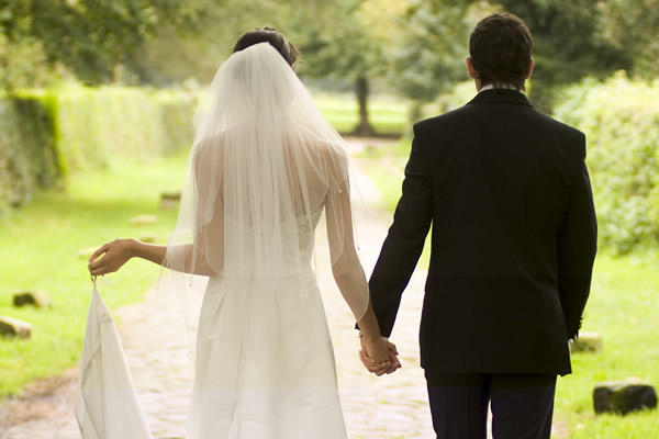 To fix today's problems, should society go back to a "no sex before marriage" rule?