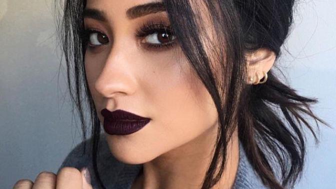 Do guys like girls with dark eyes?