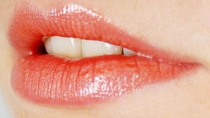Is very thin lips a turn off?
