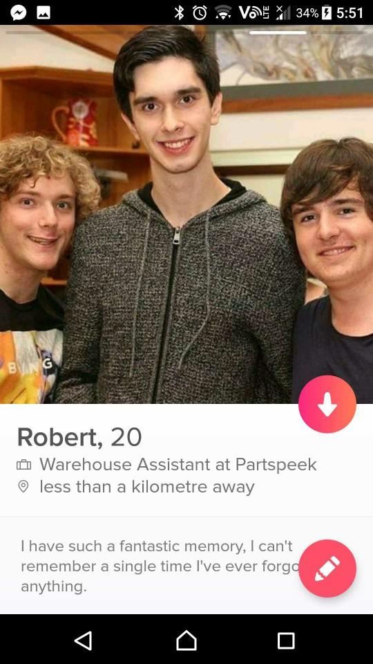 What's wrong with my tinder profile?