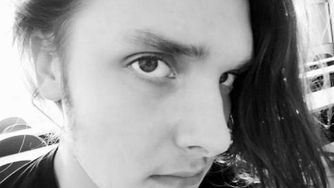 People with long hair! Whats your default hairstyle?