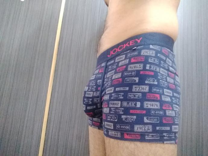 Girls, which underwear would your prefer on a guy (PICS) ?
