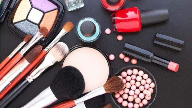 Why do girls fake their faces?