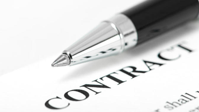 Would You Sign A 'Dating Contract' Before Having Relationship?