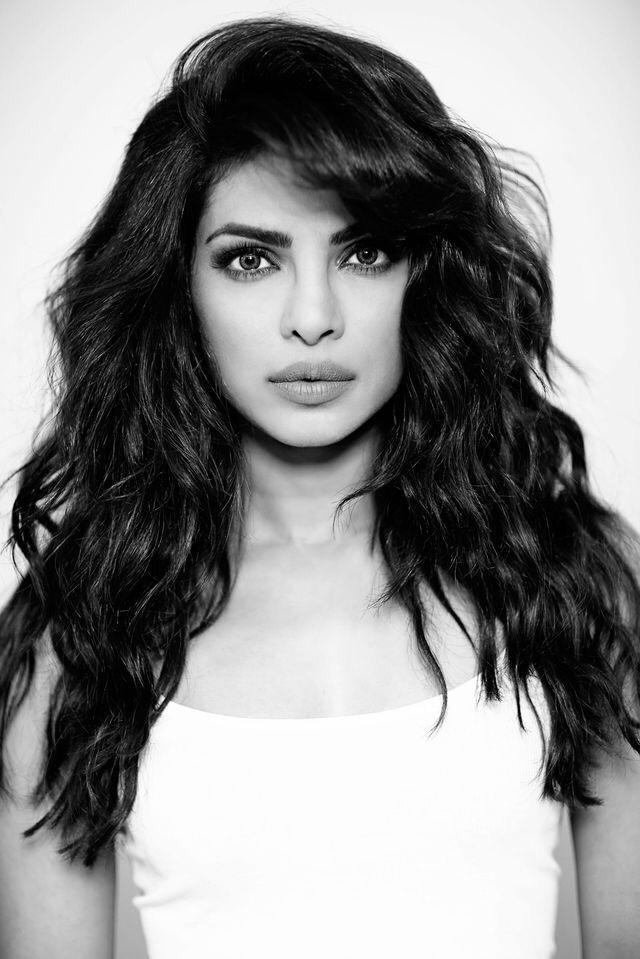 Do you find priyanka chopra attractive? Would you want to date/marry her?