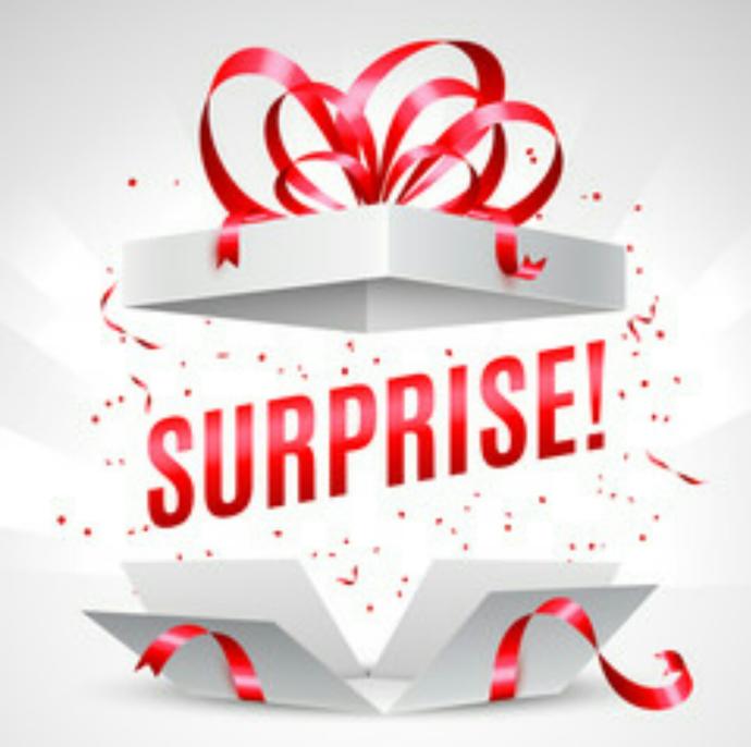Girls, What surprise/gift your Boyfriend should give you on first date?