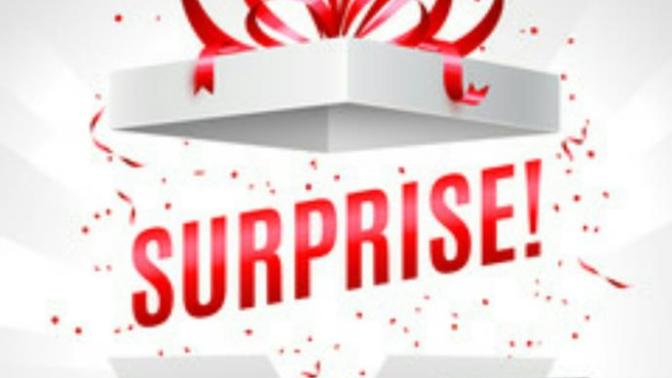 Girls, What surprise/gift your Boyfriend should give you on first date?