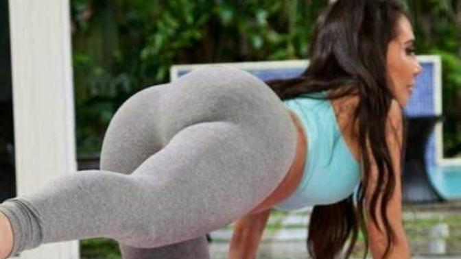Girls/guys your girlfriend finds out this is your new fitness coach and wants you to stop working with her?