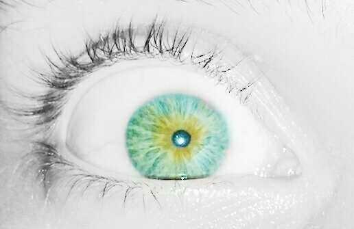 What kind of eye color/type do you like??