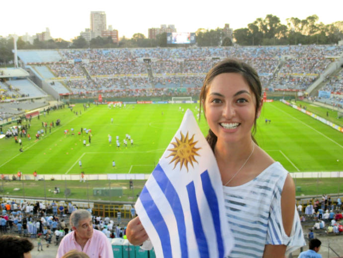 Of all the Latin American countries, would you like or love to immigrate to Uruguay?
