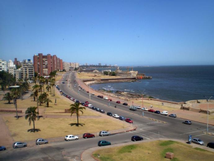 Of all the Latin American countries, would you like or love to immigrate to Uruguay?