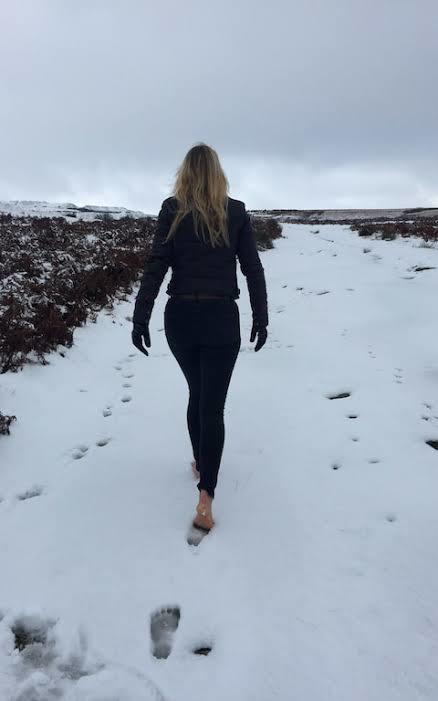 Girls, Did you ever walked barefoot on snow?