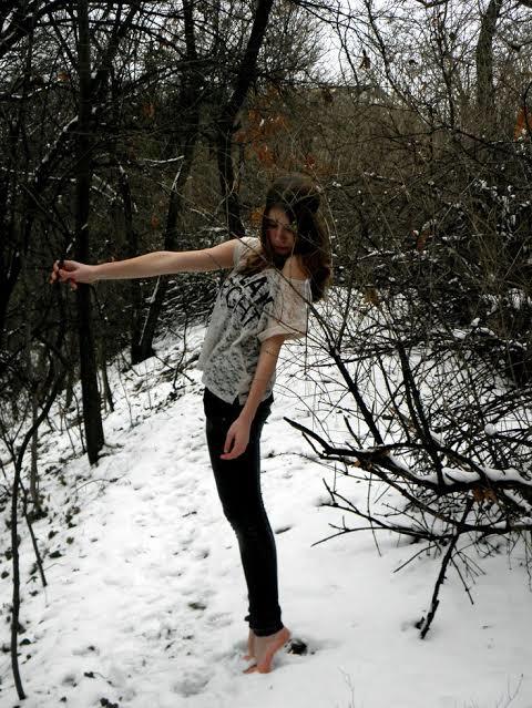 Girls, Did you ever walked barefoot on snow?